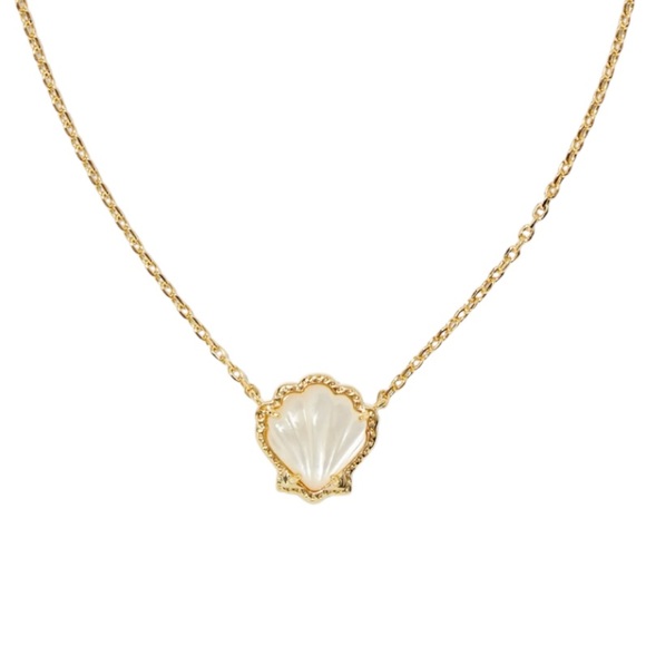 Brynne Shell Short Necklace